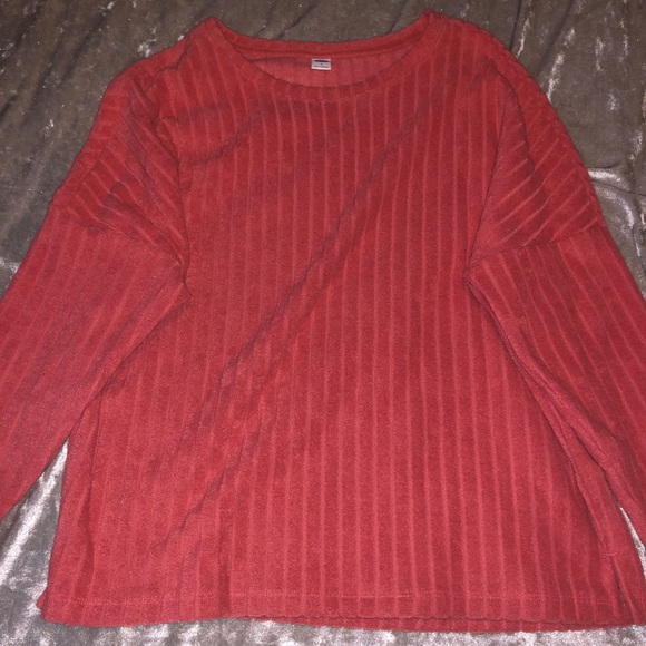 Old Navy sweater - Picture 2 of 2